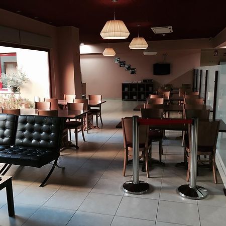 Hotel Jonquera Ла Хункера Екстериор снимка