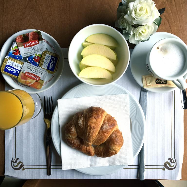 Hotel Jonquera Ла Хункера Екстериор снимка